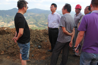 會理縣縣委書記李懷良一行到秀水河選廠調(diào)研