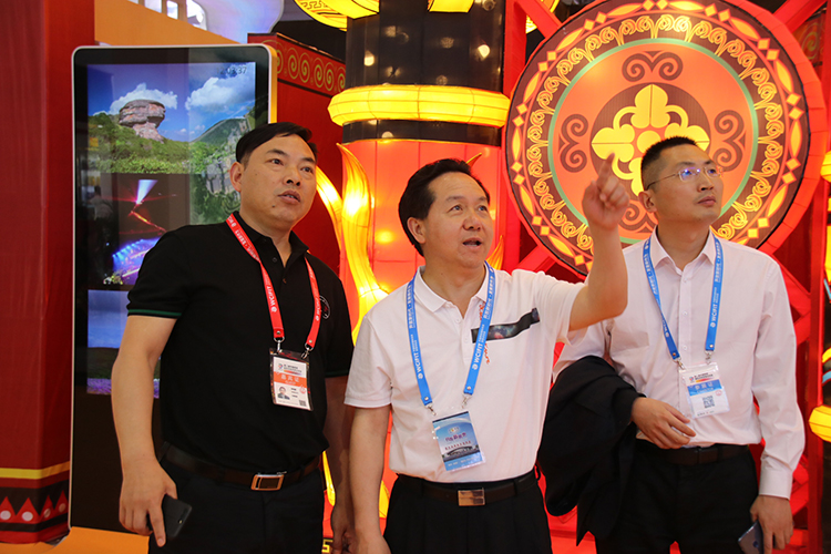 川威集團(tuán)參展第二屆中國西部國際投資貿(mào)易洽談會(圖6)