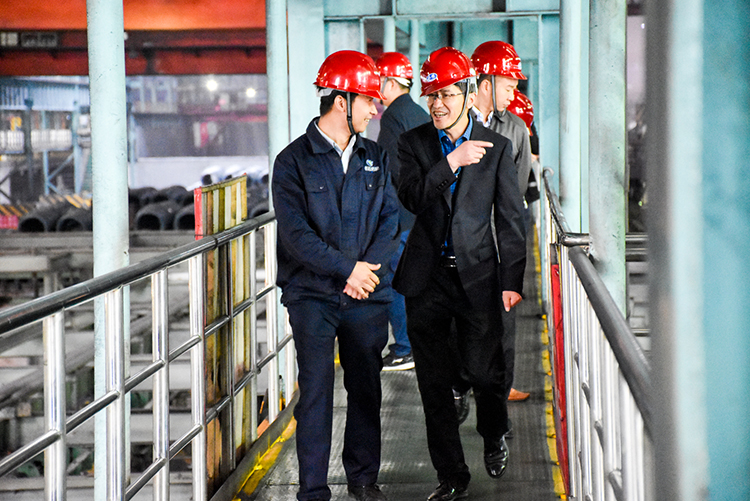 大西洋集團(tuán)總工程師蔣勇一行蒞臨川威集團(tuán)釩鈦科技考察調(diào)研(圖4)