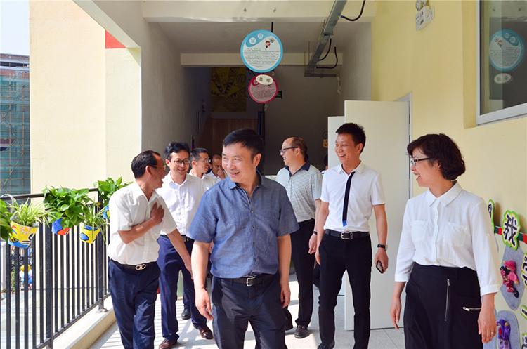 放飛夢(mèng)想  快樂(lè)成長(zhǎng)——威遠(yuǎn)縣競(jìng)力學(xué)校隆重舉行木蘭苑幼兒園開園典禮(圖3)