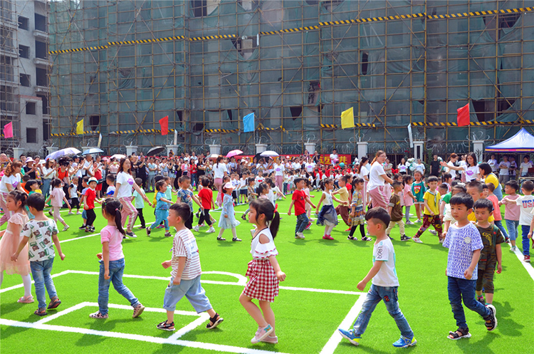 放飛夢(mèng)想  快樂(lè)成長(zhǎng)——威遠(yuǎn)縣競(jìng)力學(xué)校隆重舉行木蘭苑幼兒園開園典禮(圖9)