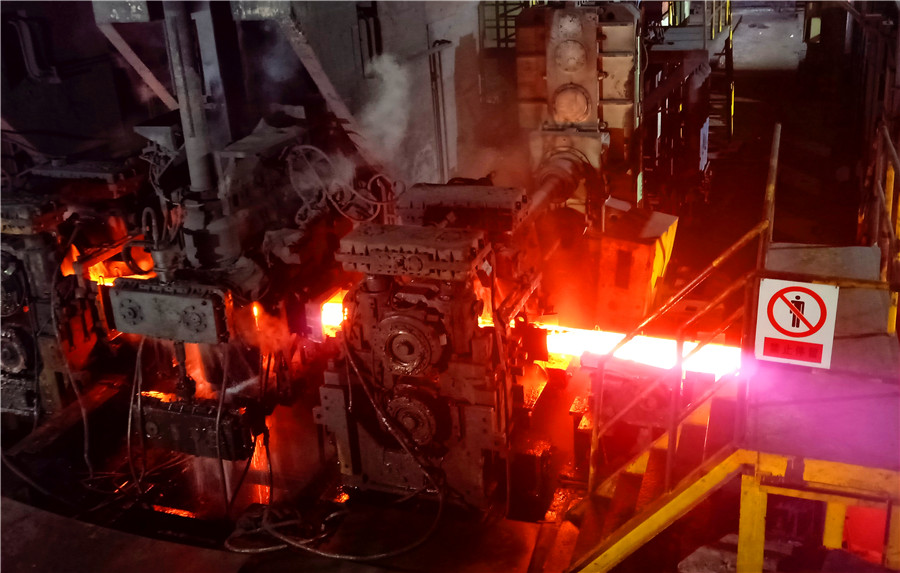 【專題】拼搏 超越 創(chuàng)奇跡 ——軋鋼月產突破48萬噸再創(chuàng)新紀錄(圖2)