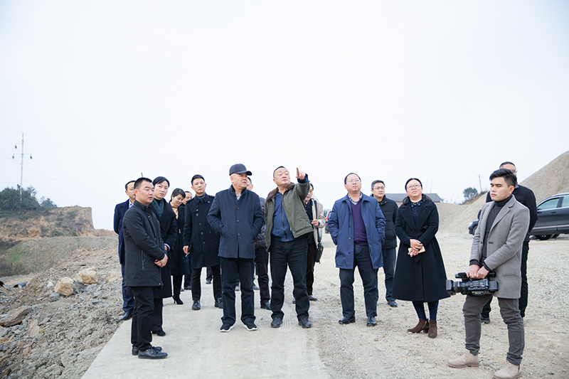 省市場(chǎng)監(jiān)管局領(lǐng)導(dǎo)一行蒞臨川威集團(tuán)考察調(diào)研(圖4)