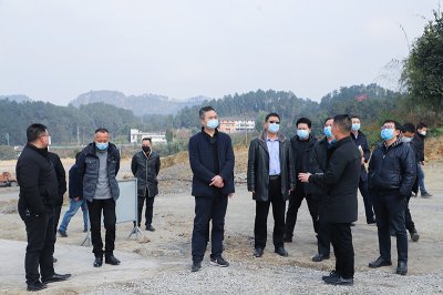 國網(wǎng)內(nèi)江供電公司一行到川威集團連界基地調(diào)研交流