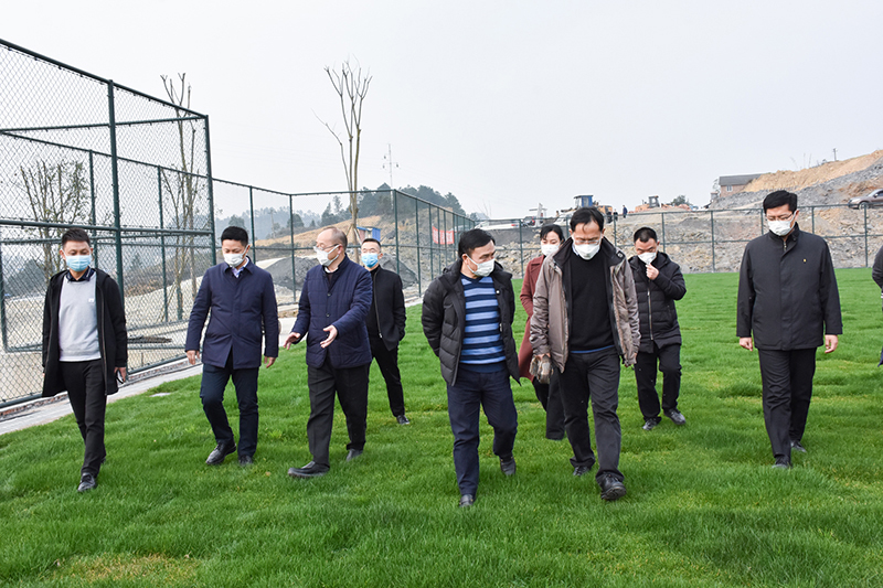 內(nèi)江副市長邢偉平一行赴川威集團(tuán)連界基地調(diào)研(圖2)