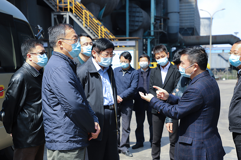 國家工信部領(lǐng)導(dǎo)蒞臨川威連界基地調(diào)研“疫情防控及復(fù)工復(fù)產(chǎn)”工作(圖3)