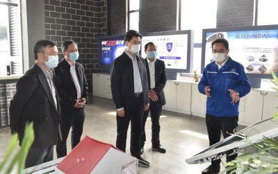 四川省委常委、宣傳部部長甘霖蒞臨川威集團(tuán)連界基地調(diào)研