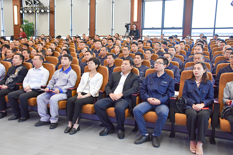 四川省勞模工匠宣講團(tuán)走進(jìn)川威(圖6)