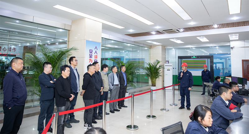 國機(jī)集團(tuán)蘇美達(dá)國際技術(shù)貿(mào)易有限公司到川威集團(tuán)連界基地調(diào)研交流(圖1)
