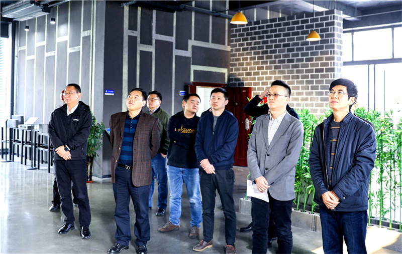 四川省住房城鄉(xiāng)建設(shè)廳蒞臨川威集團連界基地調(diào)研(圖2)