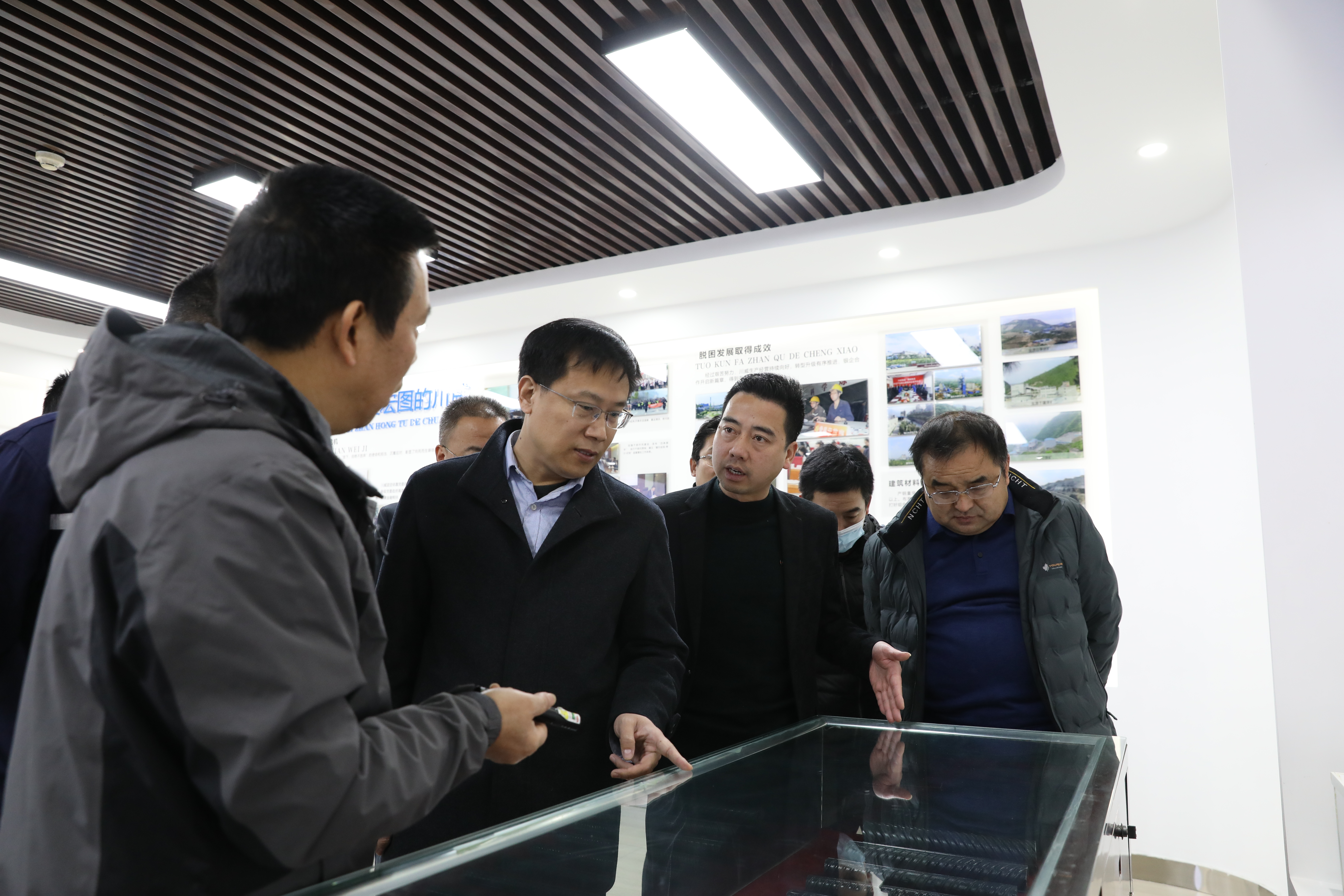 山東泰鋼集團到川威連界基地交流(圖2)