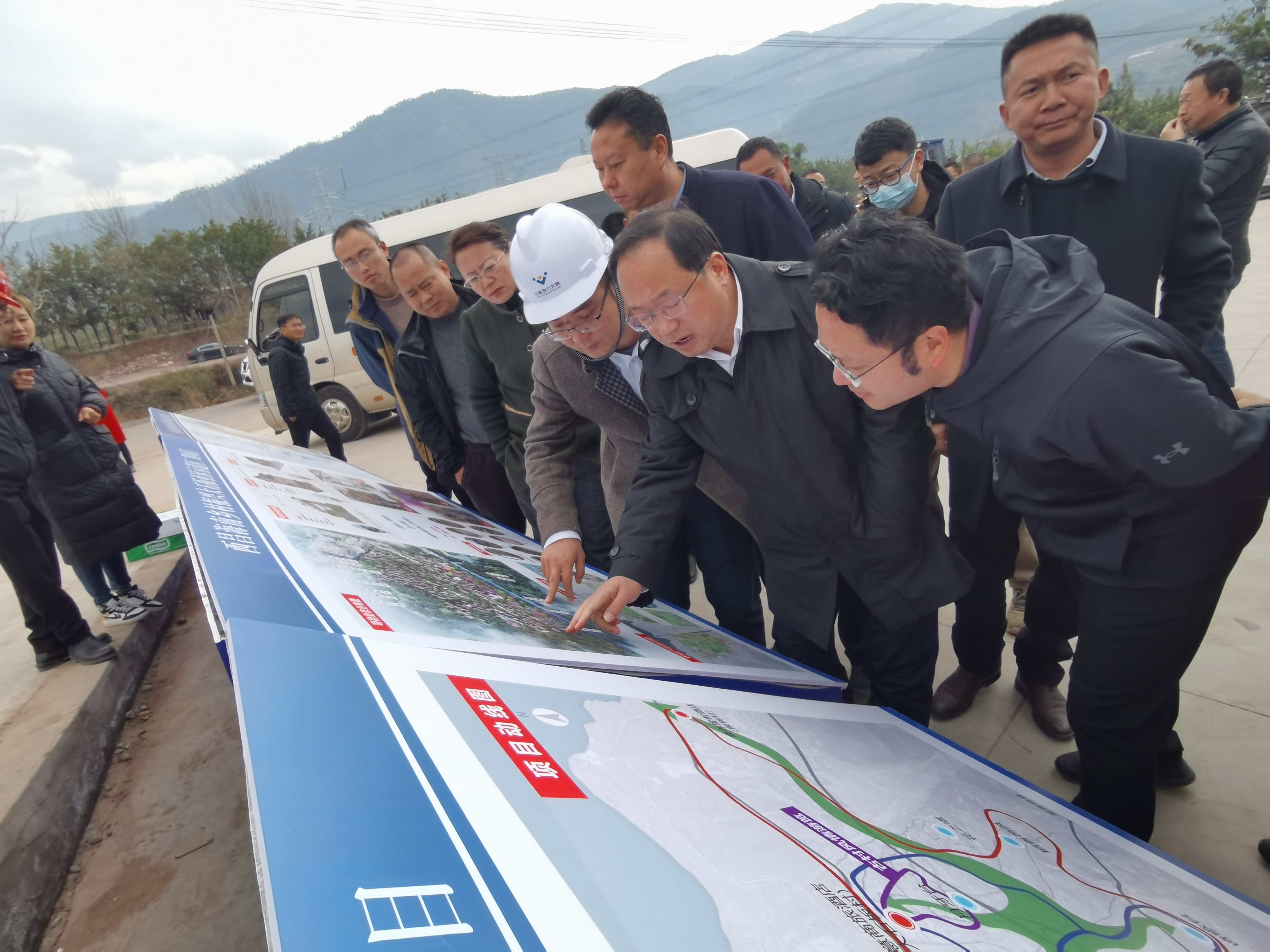 堅(jiān)定信心、咬定目標(biāo)，獻(xiàn)禮70周年(圖2)