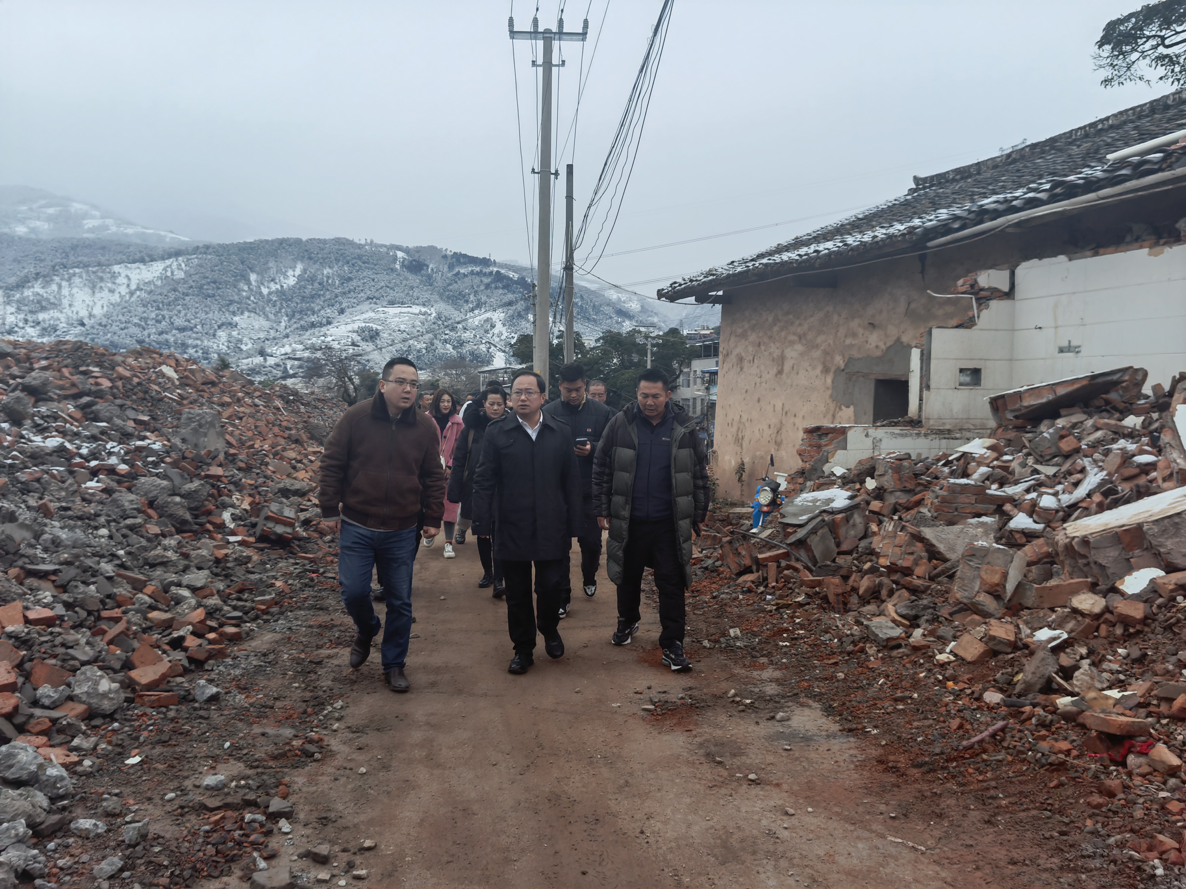 堅(jiān)定信心、咬定目標(biāo)，獻(xiàn)禮70周年(圖3)