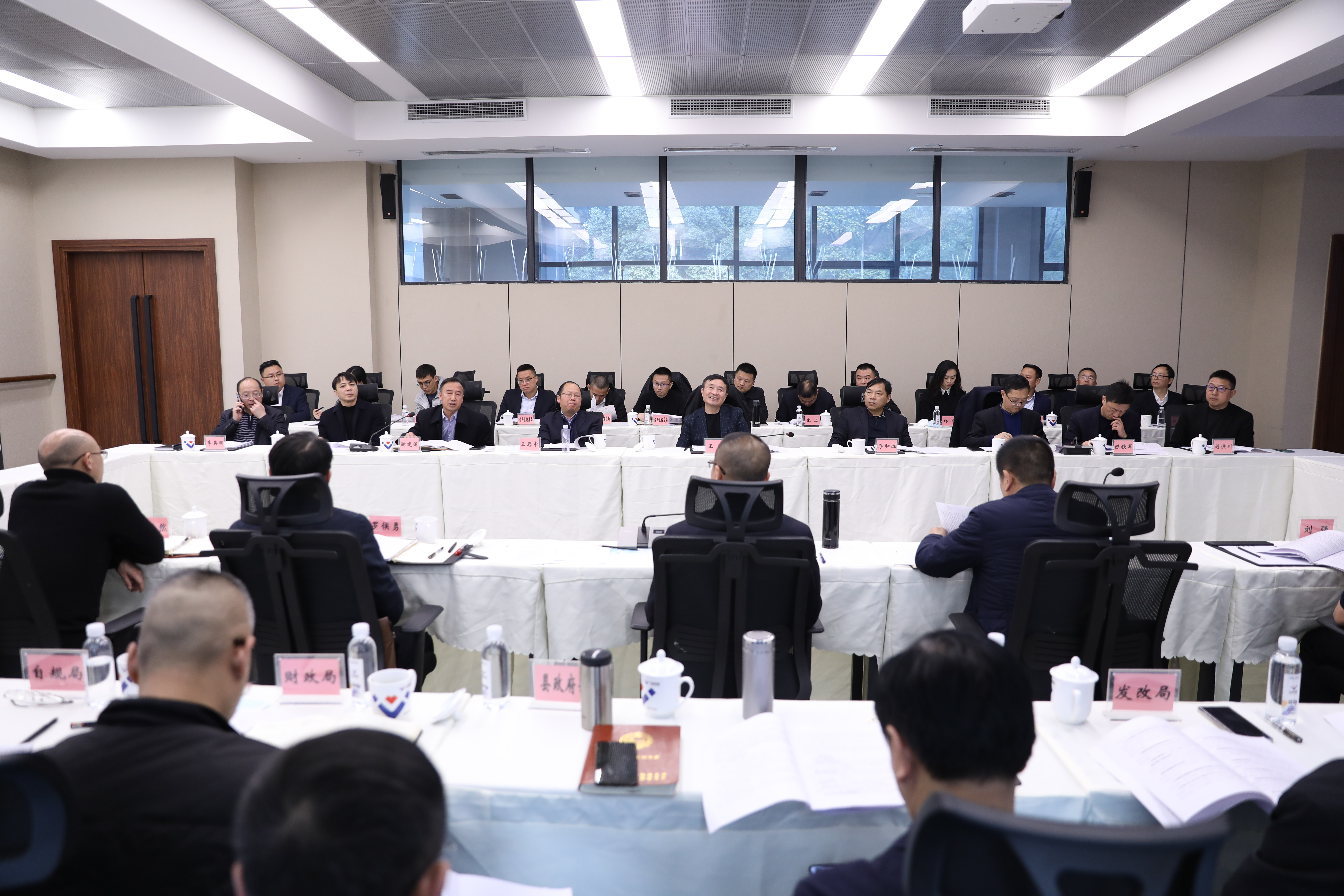 威遠(yuǎn)縣·川威集團(tuán)召開產(chǎn)業(yè)發(fā)展專題工作會(huì)(圖6)