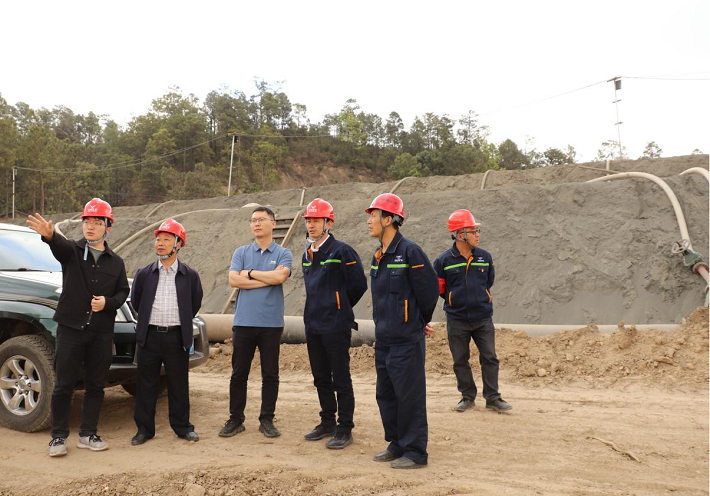 四川省自然資源廳礦保處副處長方坤一行蒞臨礦業(yè)總公司秀水河礦區(qū)開展綠色礦山“回頭看”核查工作