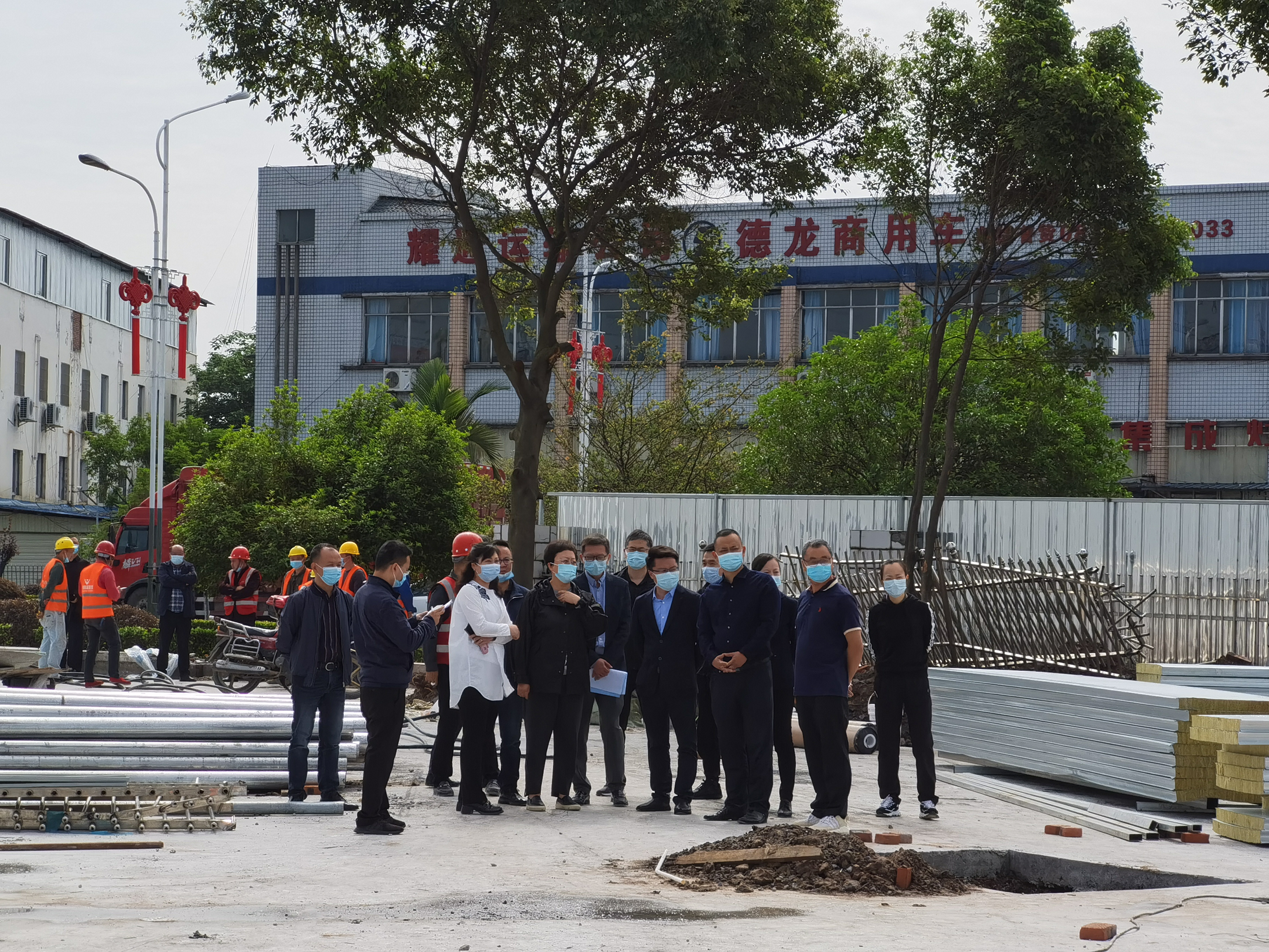 “很好，大家辛苦了” ——內(nèi)江市委書記鄭莉調(diào)研隆昌方艙醫(yī)院