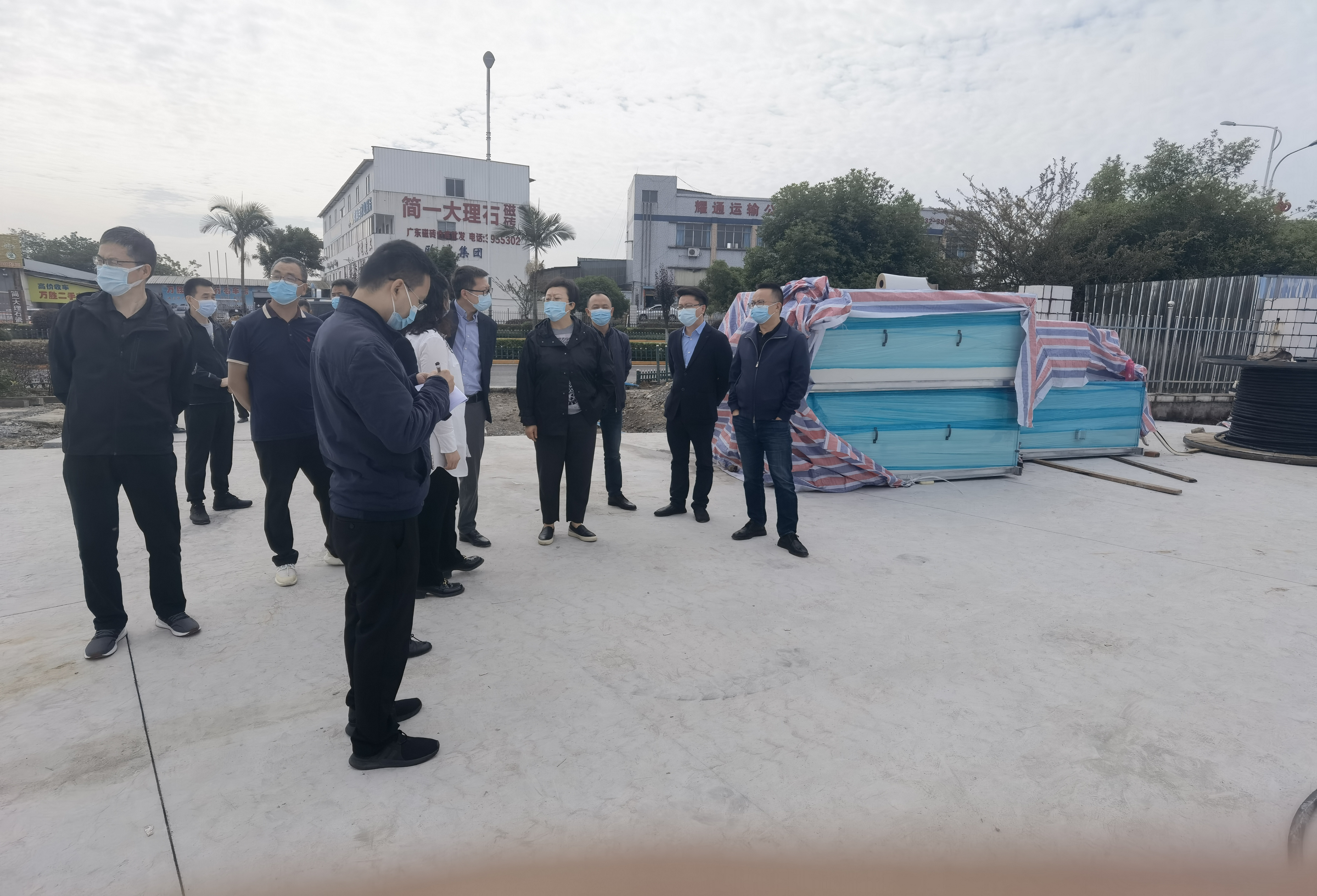 “很好，大家辛苦了” ——內(nèi)江市委書記鄭莉調(diào)研隆昌方艙醫(yī)院(圖2)