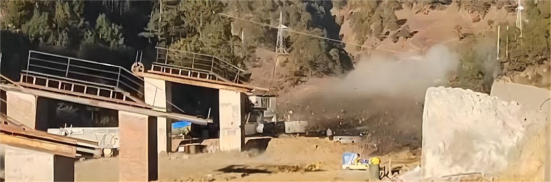 歷盡千帆驕陽現(xiàn)   聲徹山谷震云霄——礦業(yè)總公司鹽源干塘煤礦一井?dāng)U能工程井巷工程正式啟動