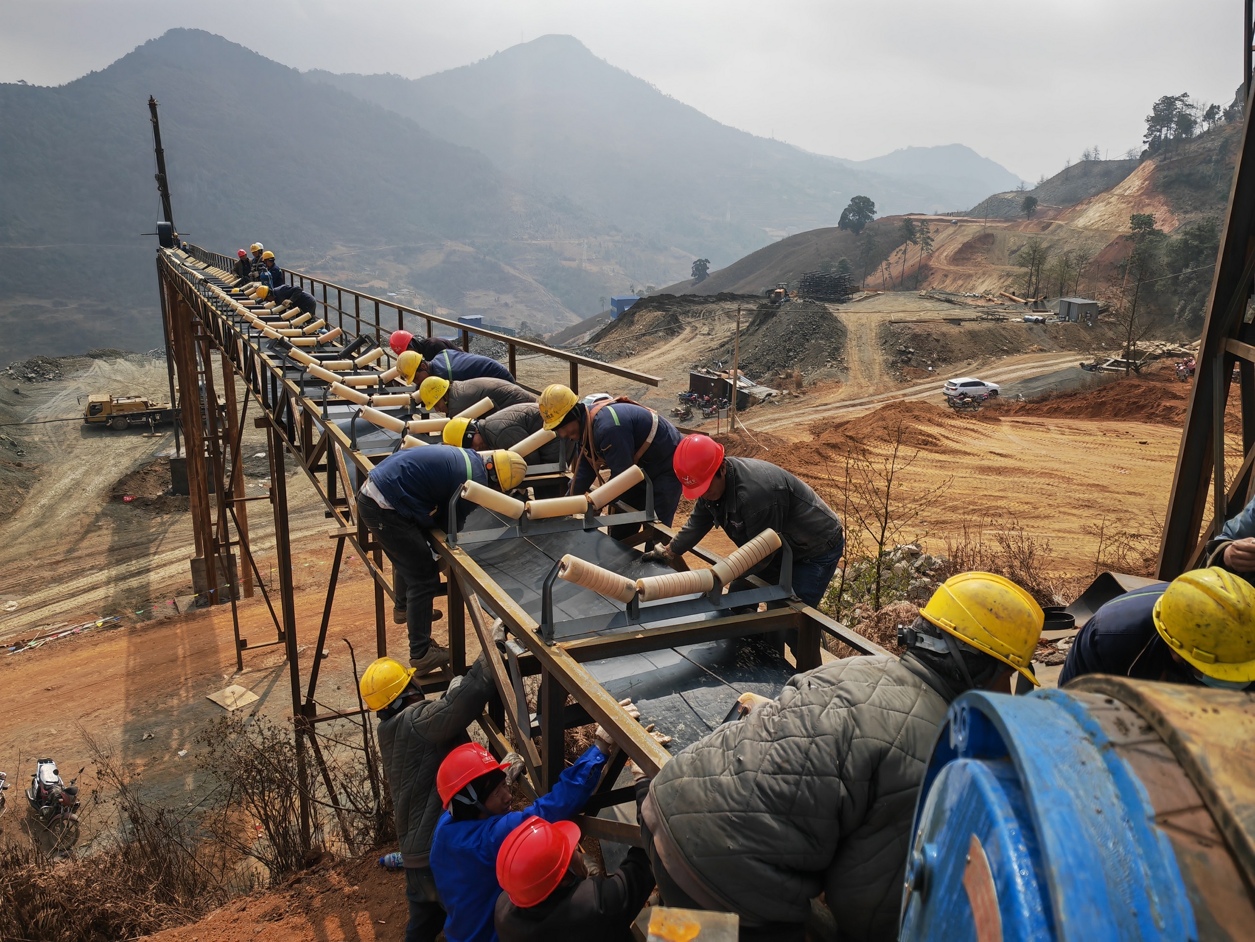 68天創(chuàng)奇跡，推動資源再利用 ——礦業(yè)總公司白草礦區(qū)豪豬溝排土場資源再利用項(xiàng)目紀(jì)實(shí)(圖6)