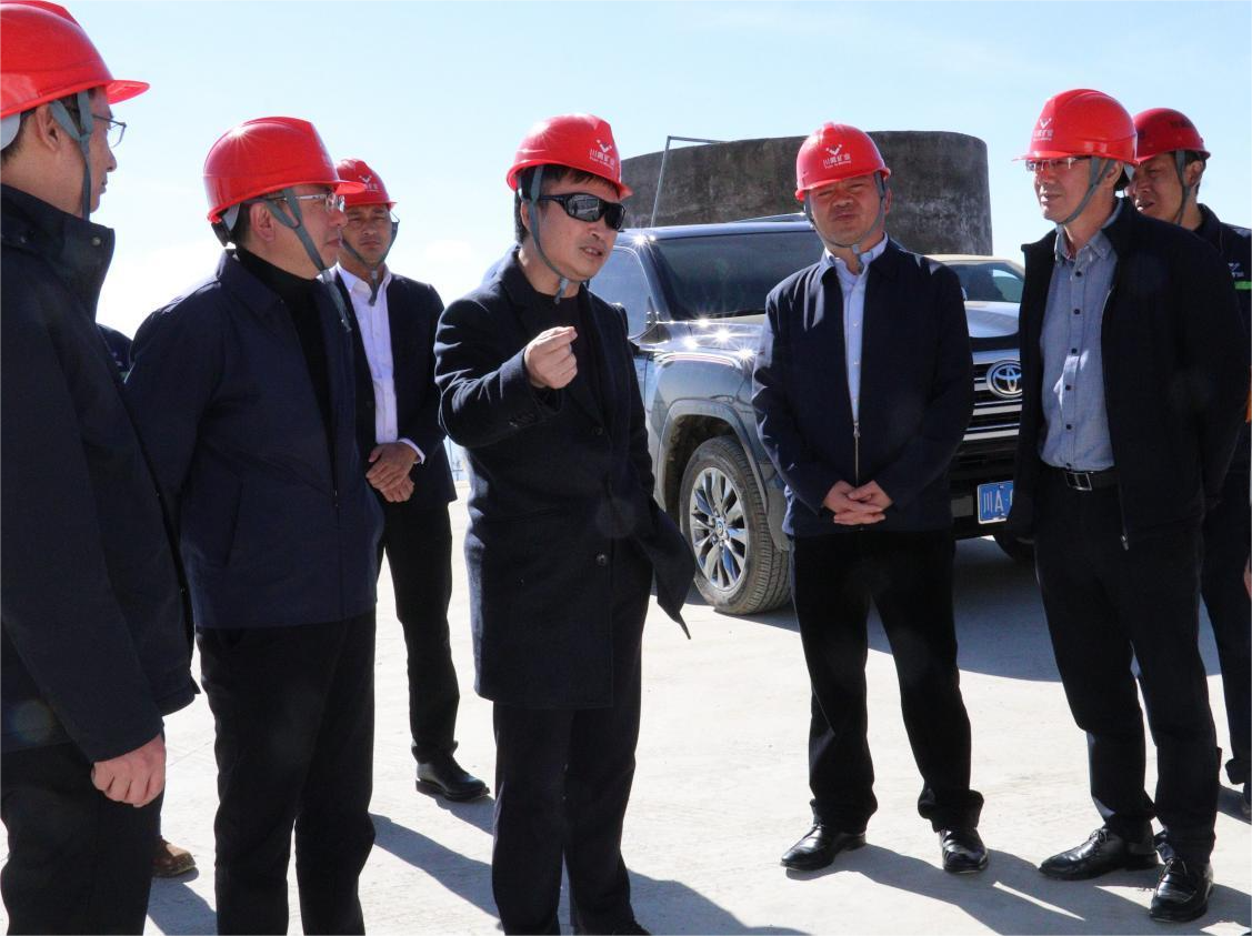 集團公司董事長王勁蒞臨礦業(yè)總公司會理片區(qū)視察工作