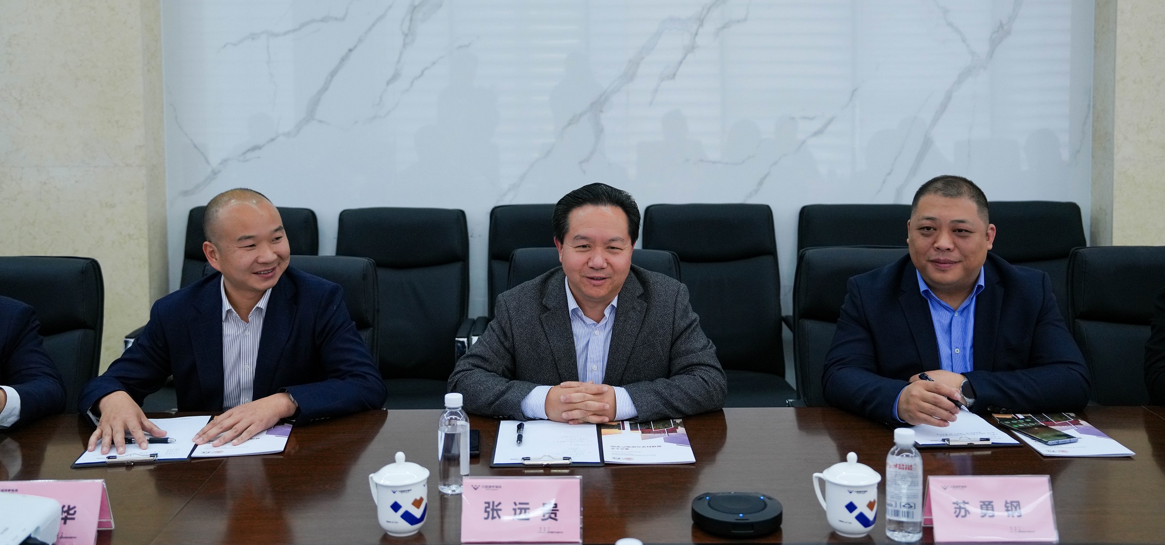 重慶大學管理科學與房地產學院與四川通宇物流有限公司簽訂戰(zhàn)略合作協議(圖4)