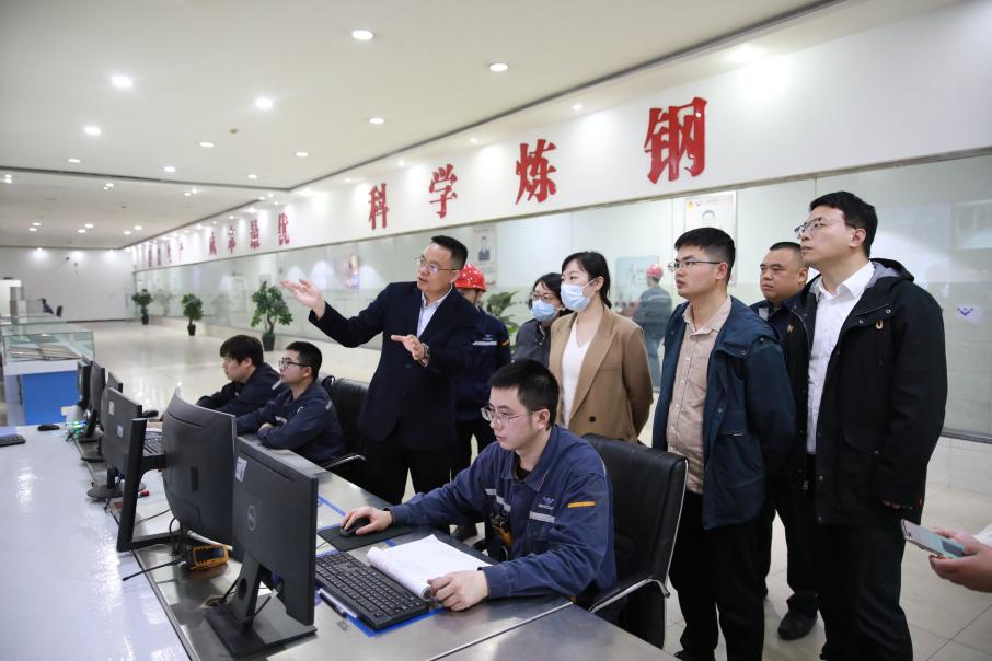 四川發(fā)展先進(jìn)材料集團(tuán)蒞威參觀座談(圖2)