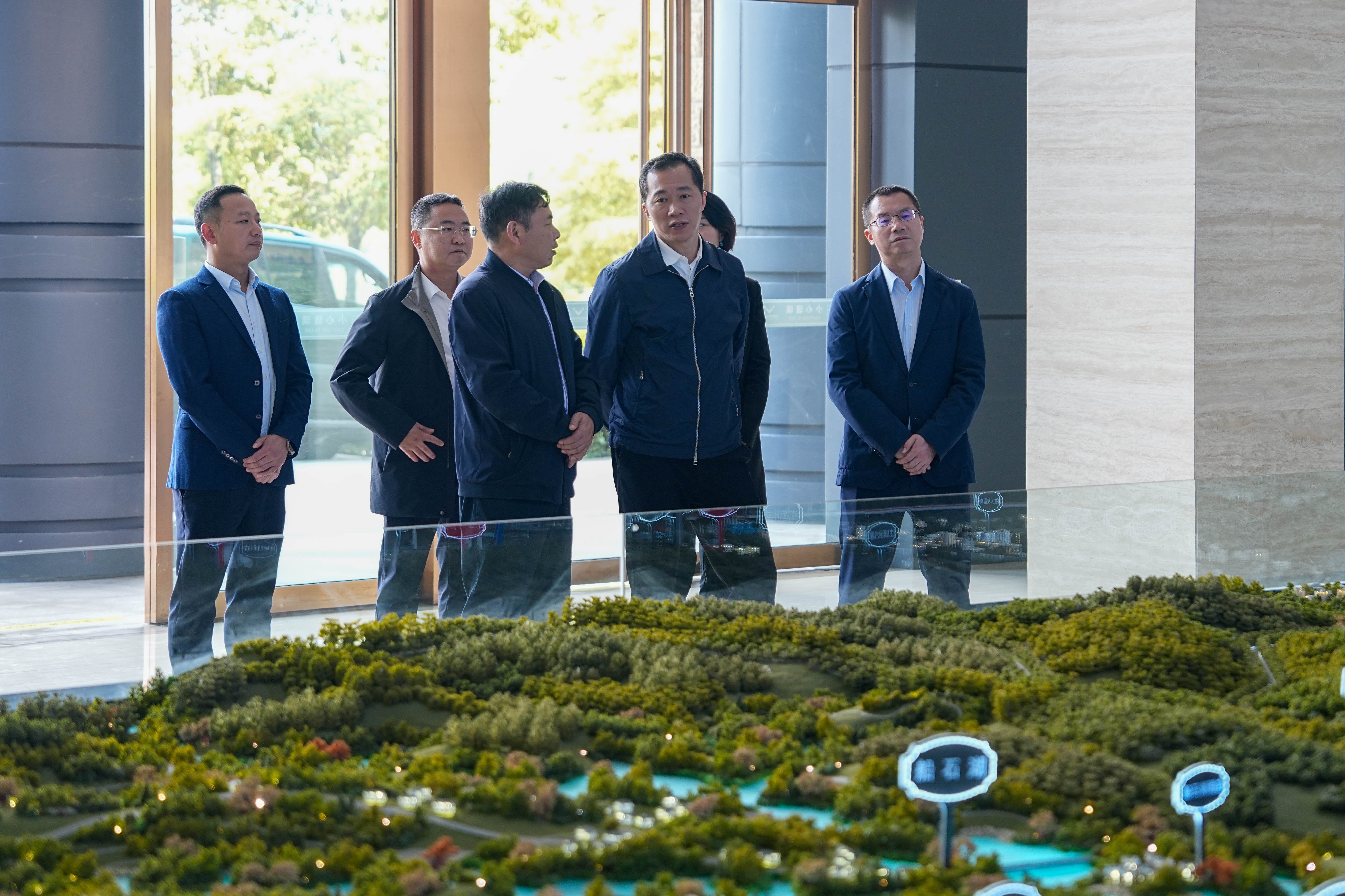 內(nèi)江市市委常委、組織部部長向赟蒞威調(diào)研