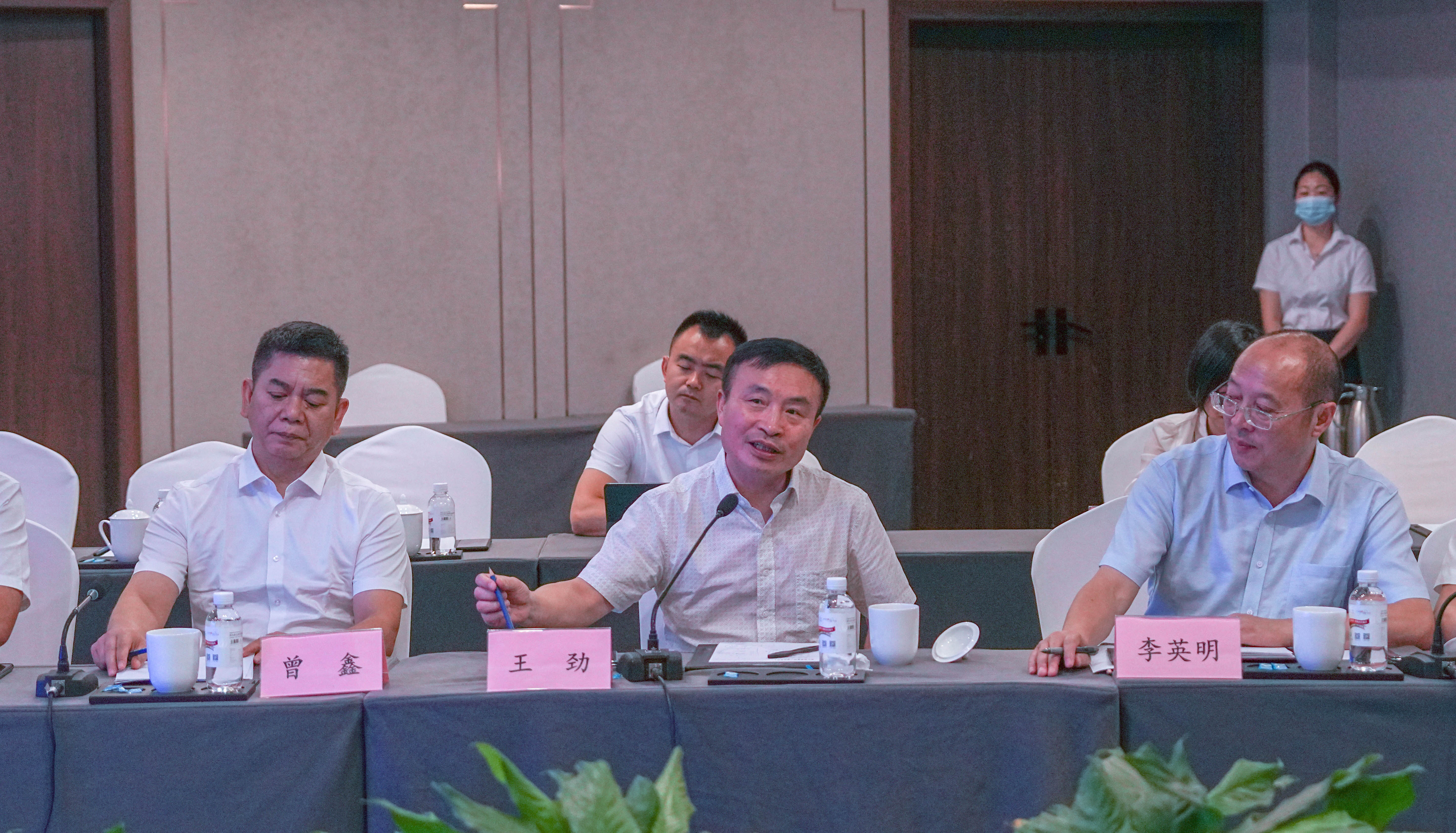 兩江控股集團(tuán)（城投集團(tuán)）到訪川威交流洽談(圖4)