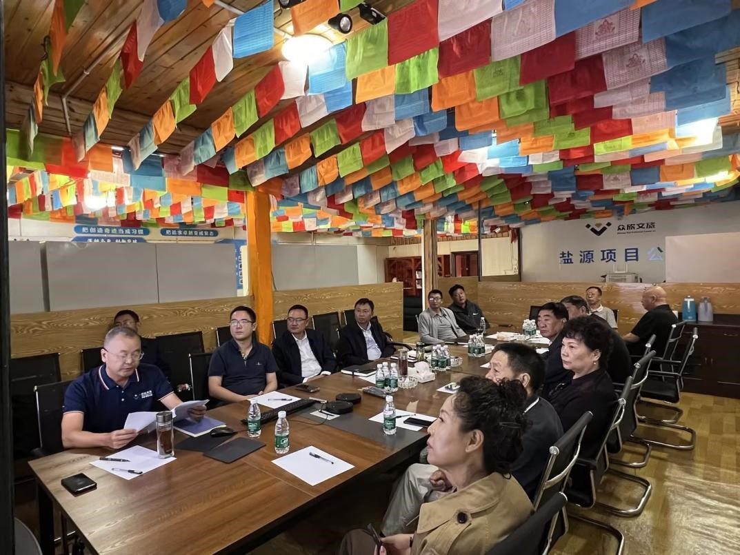 大力支持  彰顯底蘊  奮力發(fā)展—— 鄧顯祥調(diào)研鹽源瀘沽湖達(dá)祖項目(圖4)