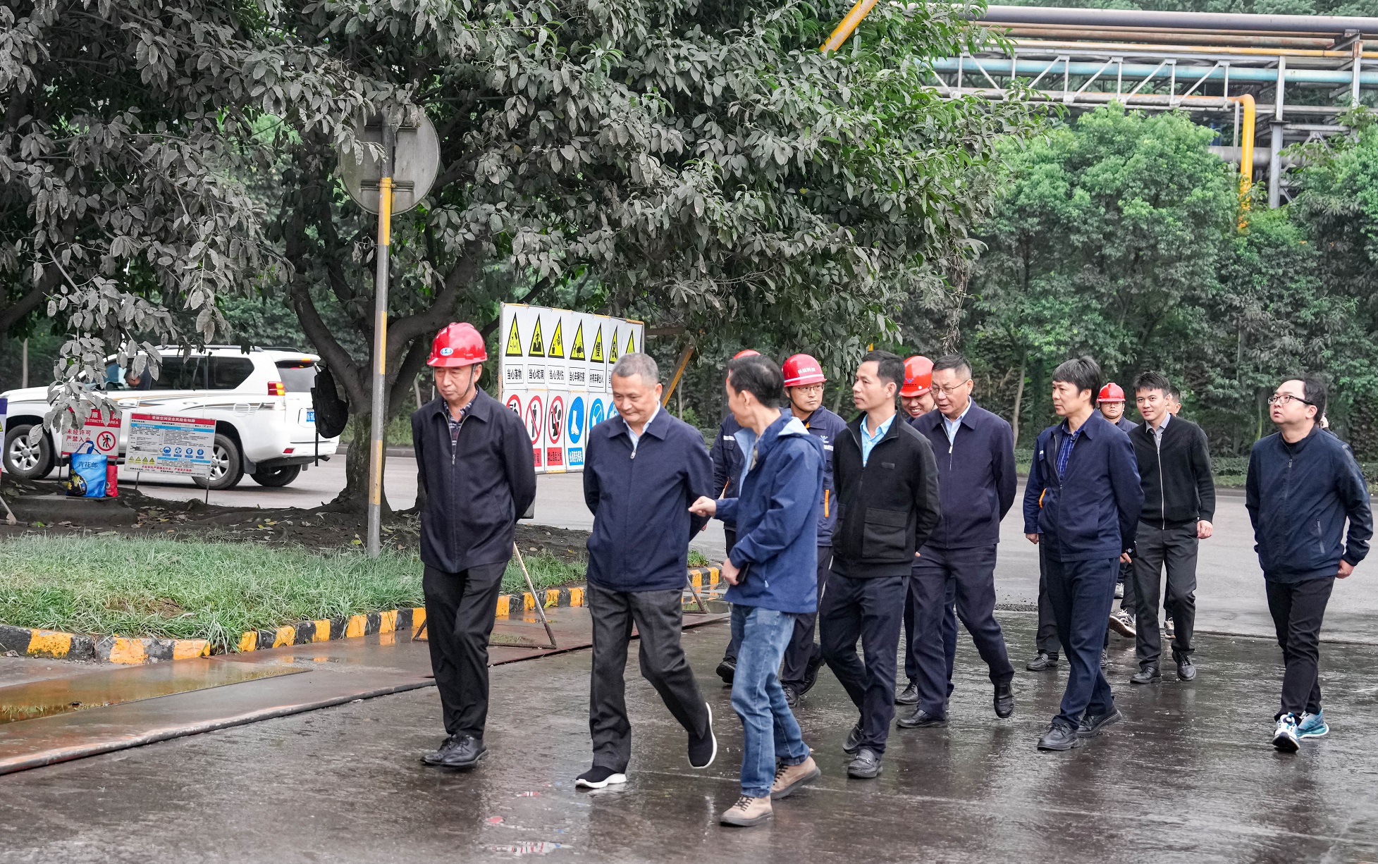 市人大常委會(huì)副主任曾云忠到川威調(diào)研督導(dǎo)超低排放改造推進(jìn)情況(圖2)