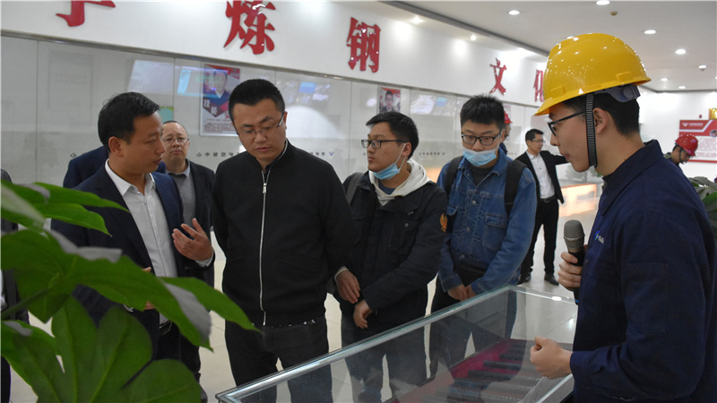 成都冶金實(shí)驗(yàn)廠到川威連界基地考察交流(圖1)