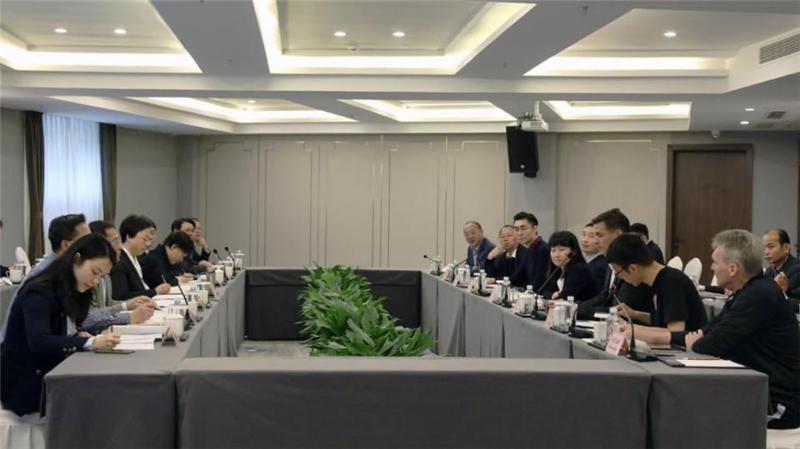 內(nèi)江市市長鄭莉一行到川威集團座談交流(圖6)