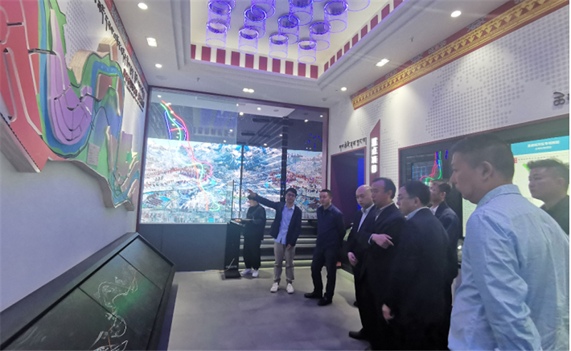跨地域謀合作  以項目促發(fā)展——集團公司赴西藏自治區(qū)昌都市考察交流(圖1)