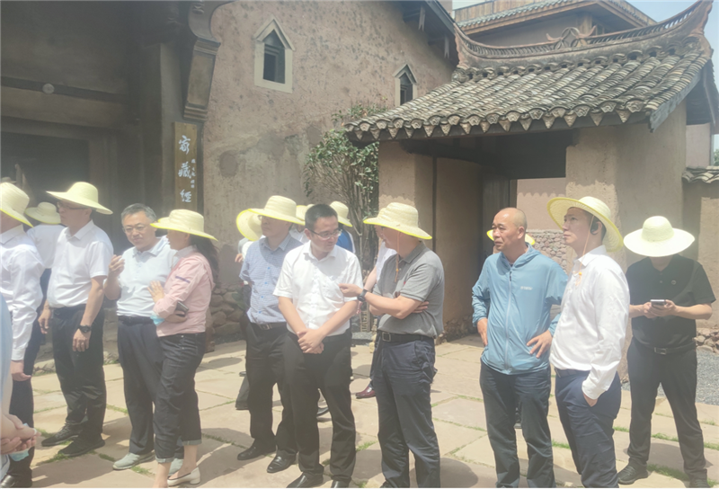 脫貧邁向振興 沉睡的古宅煥發(fā)盎然生機  ——全省脫貧攻堅鄉(xiāng)村振興現(xiàn)場會 在(圖6)