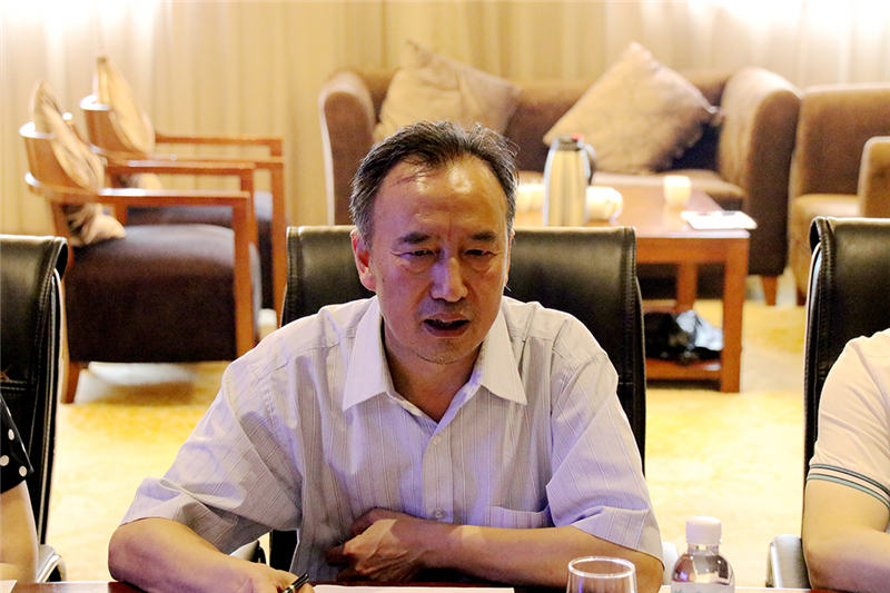 四川能投、鋒源氫能領(lǐng)導(dǎo)到訪川威交流洽談(圖5)