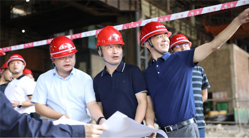 國慶佳節(jié)！川威集團董事長王勁一行深入連界區(qū)域重點項目現(xiàn)場考察(圖2)